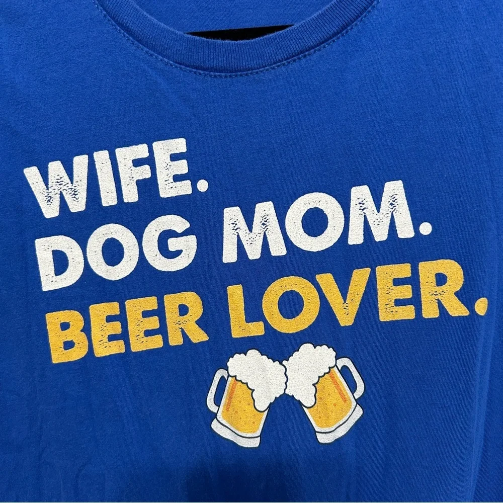 Port & Company Wide And Dog Lover Graphic Tshirt Size Medium - “Rashida”